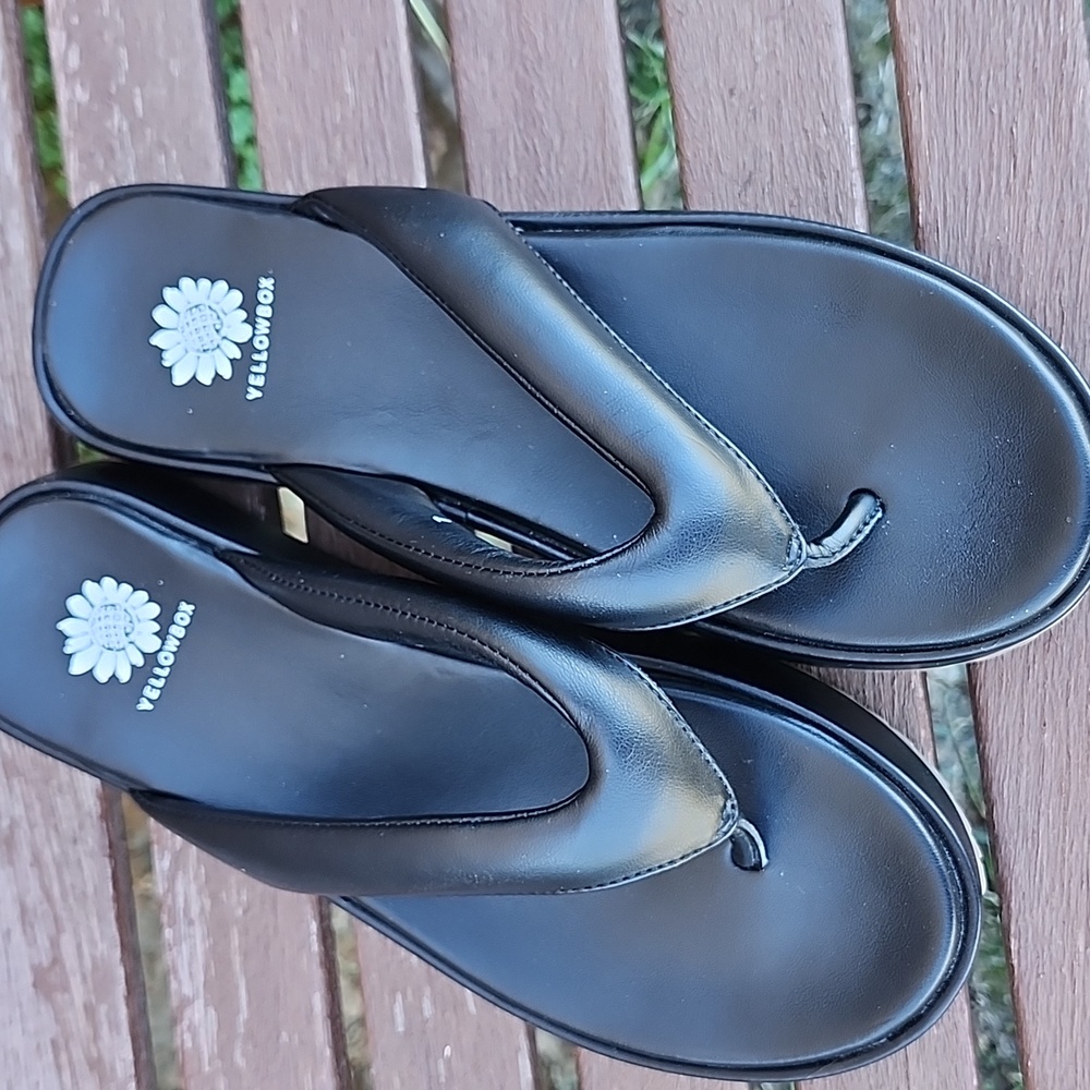 Yellowbox Sandals Sz 7 - Picture 2 of 5